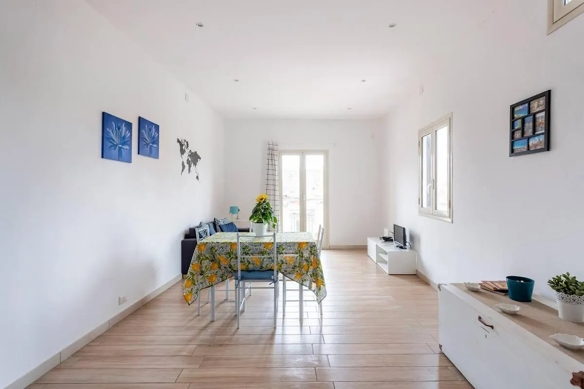 Holiday home Frank'S House - Appartamento Con Terrazzo In Centro Palermo Italy