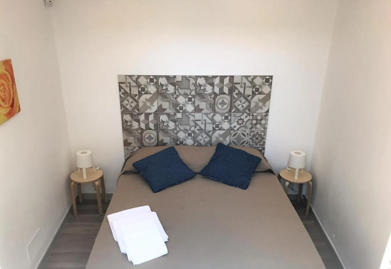 Frank'S House - Appartamento Con Terrazzo In Centro Palermo