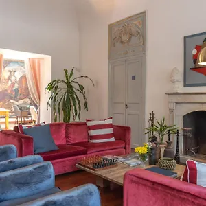 L' Hotellerie Easy Bed & Breakfast